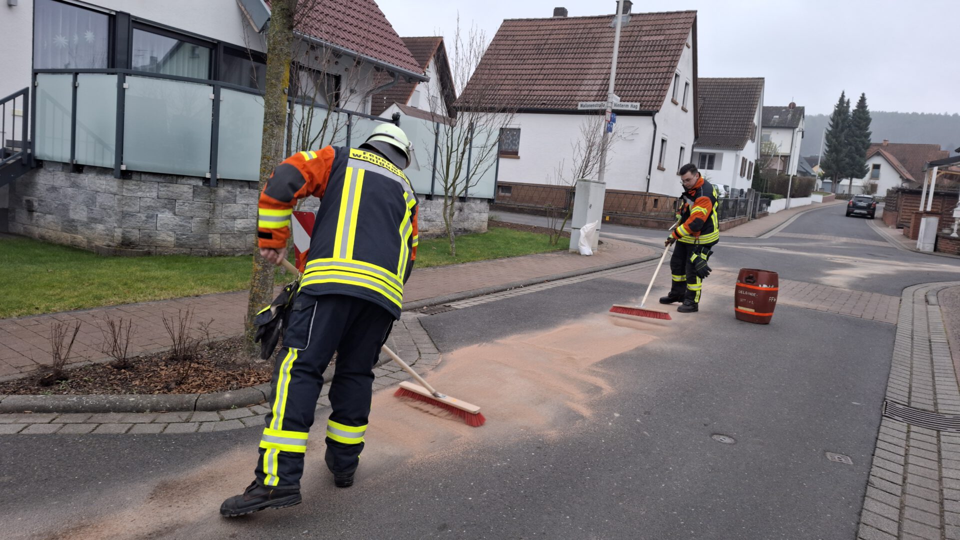 THL 1 – Straße reinigen